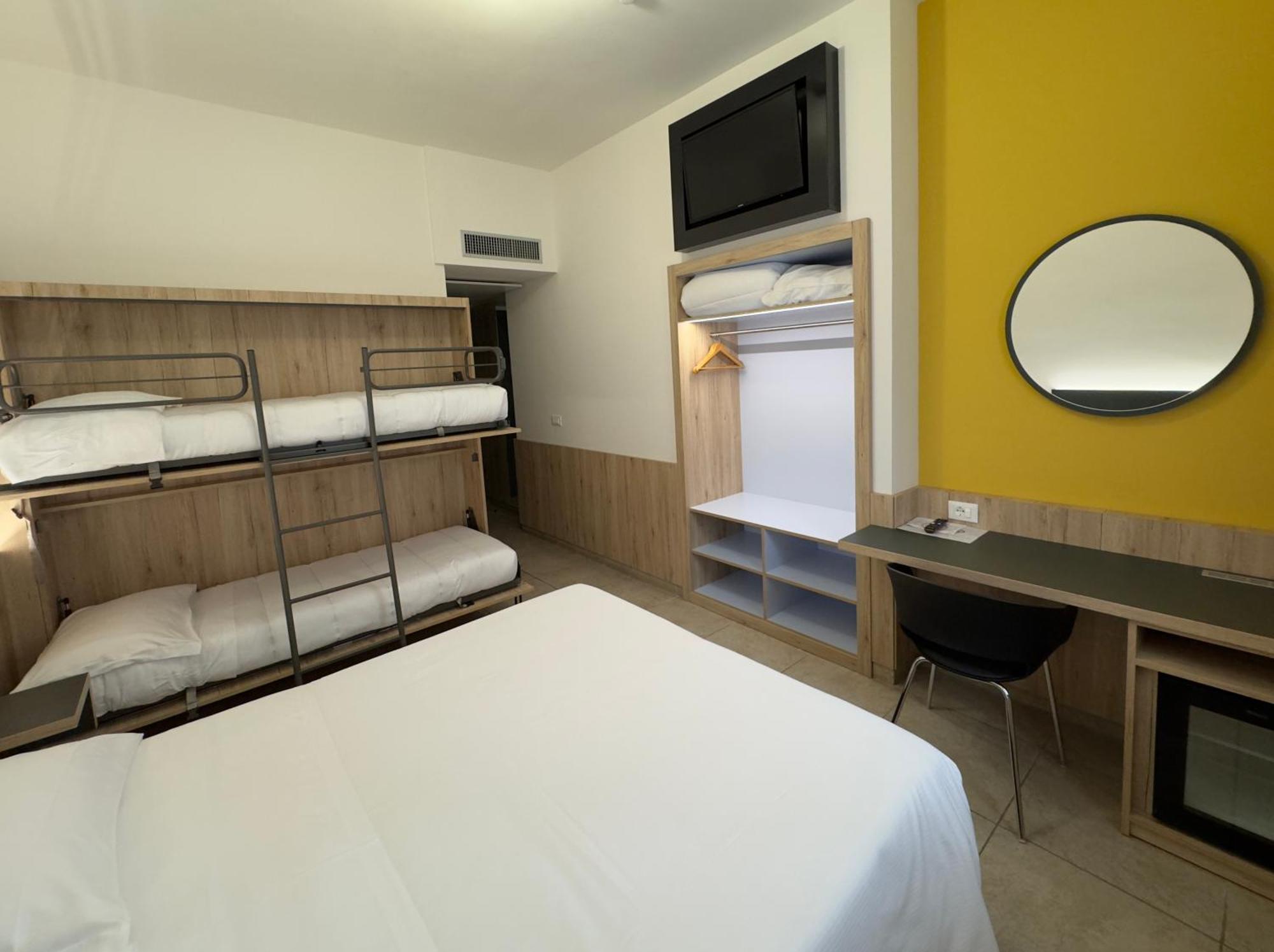 Hotel Holidays Рокказаро Экстерьер фото