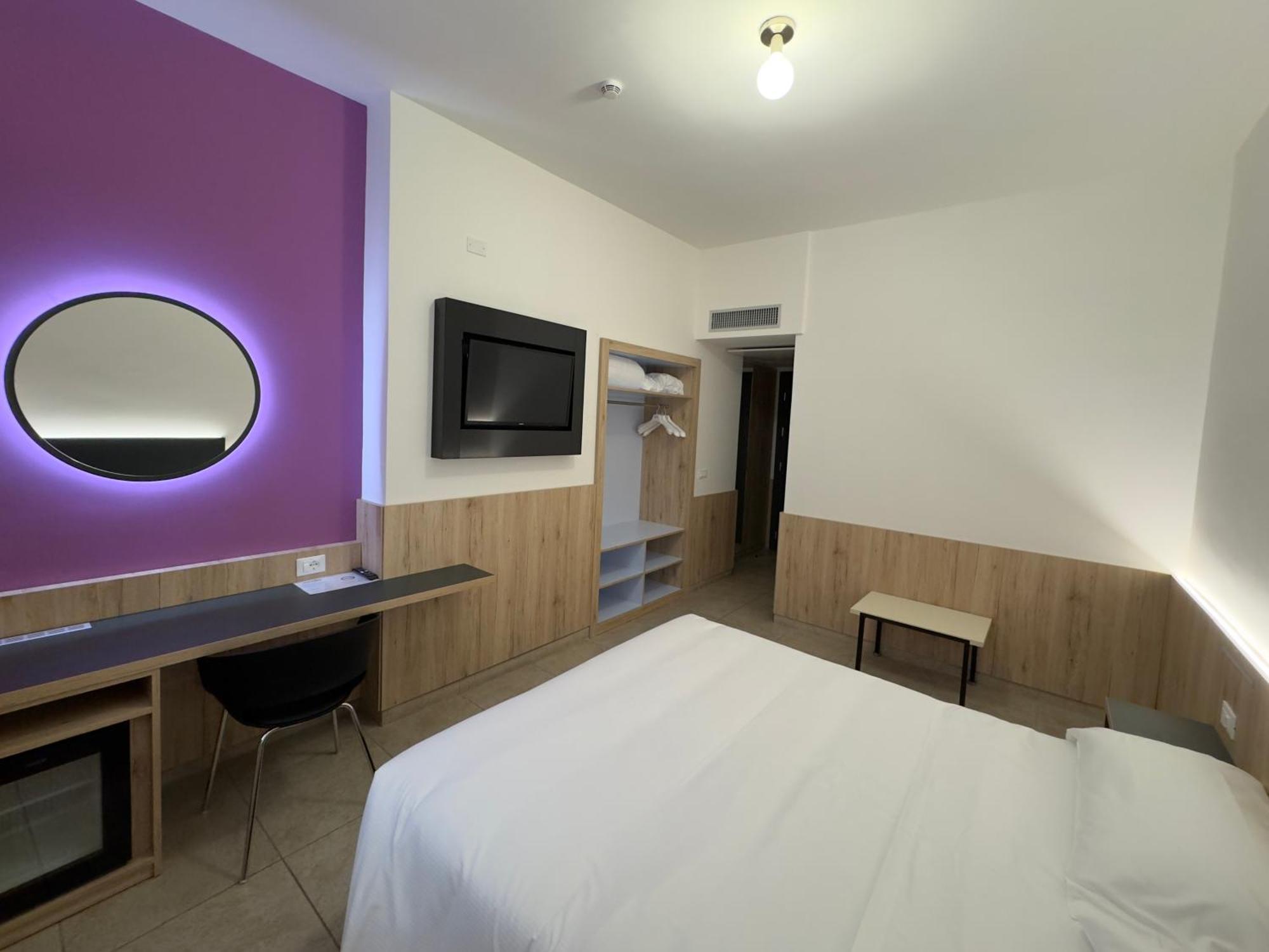 Hotel Holidays Рокказаро Экстерьер фото